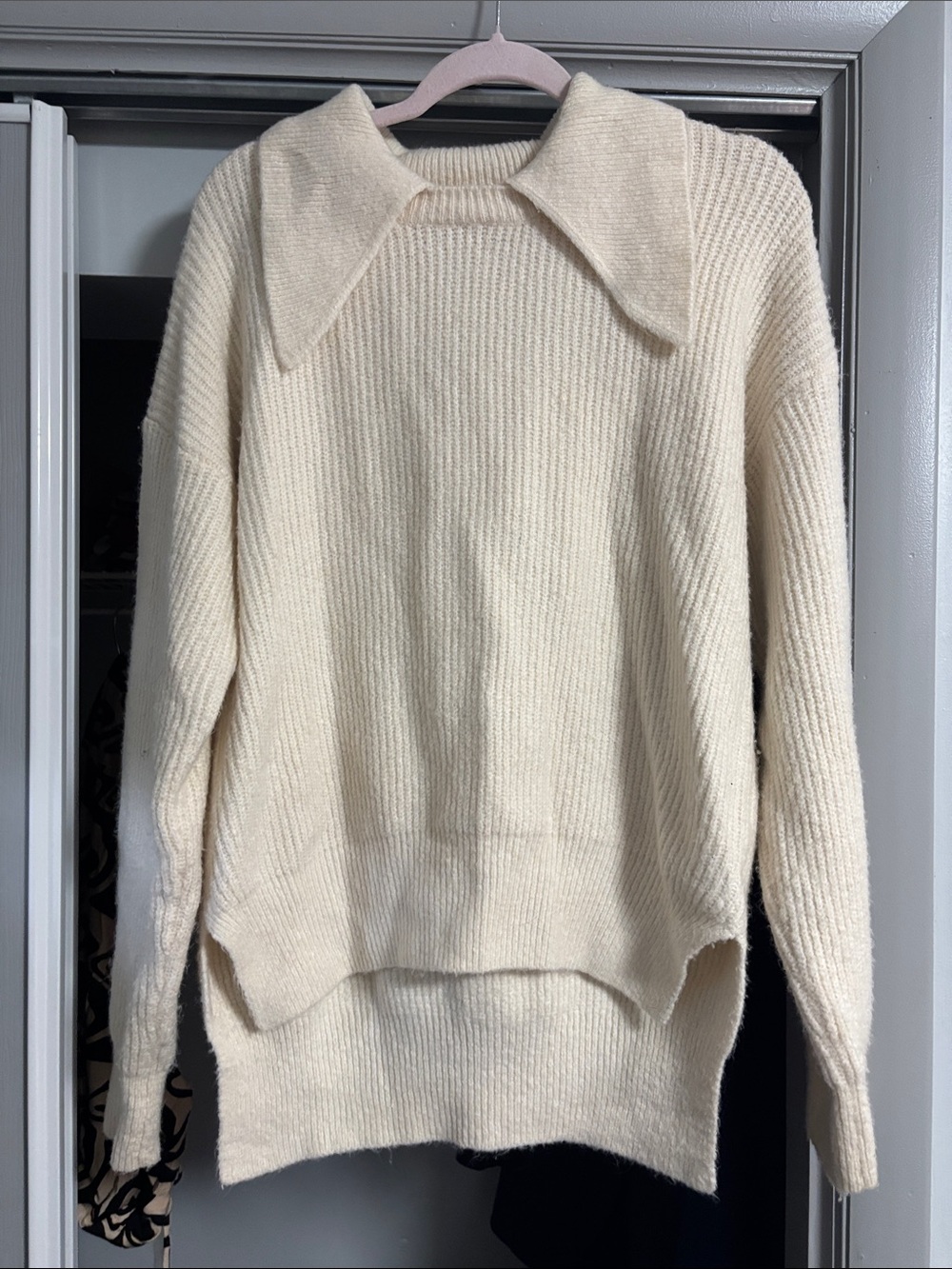 Women's Cream Collared Knit Sweater - Relaxed Crew Neck Pullover
